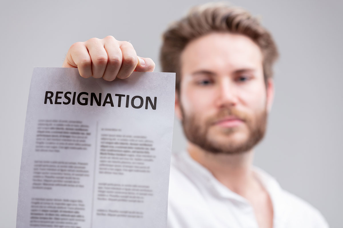 How much notice do I have to give my employer if I want to resign